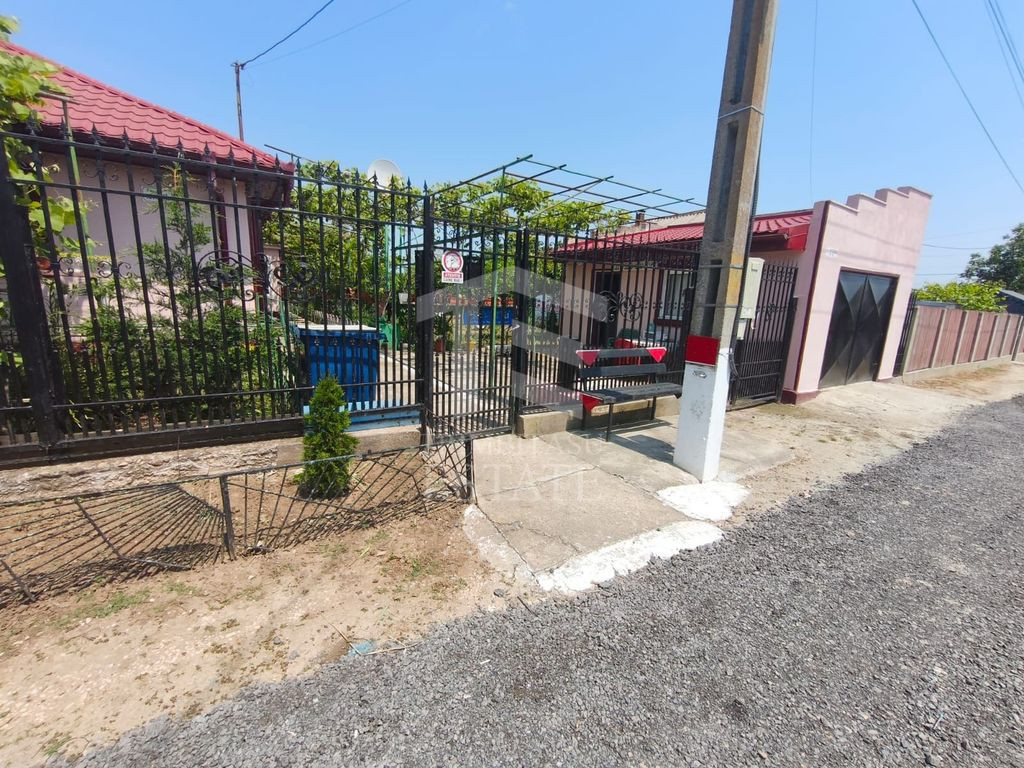 Apartament 3 camere | De inchiriat | Zona Tomis 3 | Pozi?...