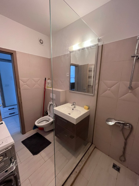 Apartament cu o cameră zona Tătărasi-2 băieti,etaj 3,bloc nou