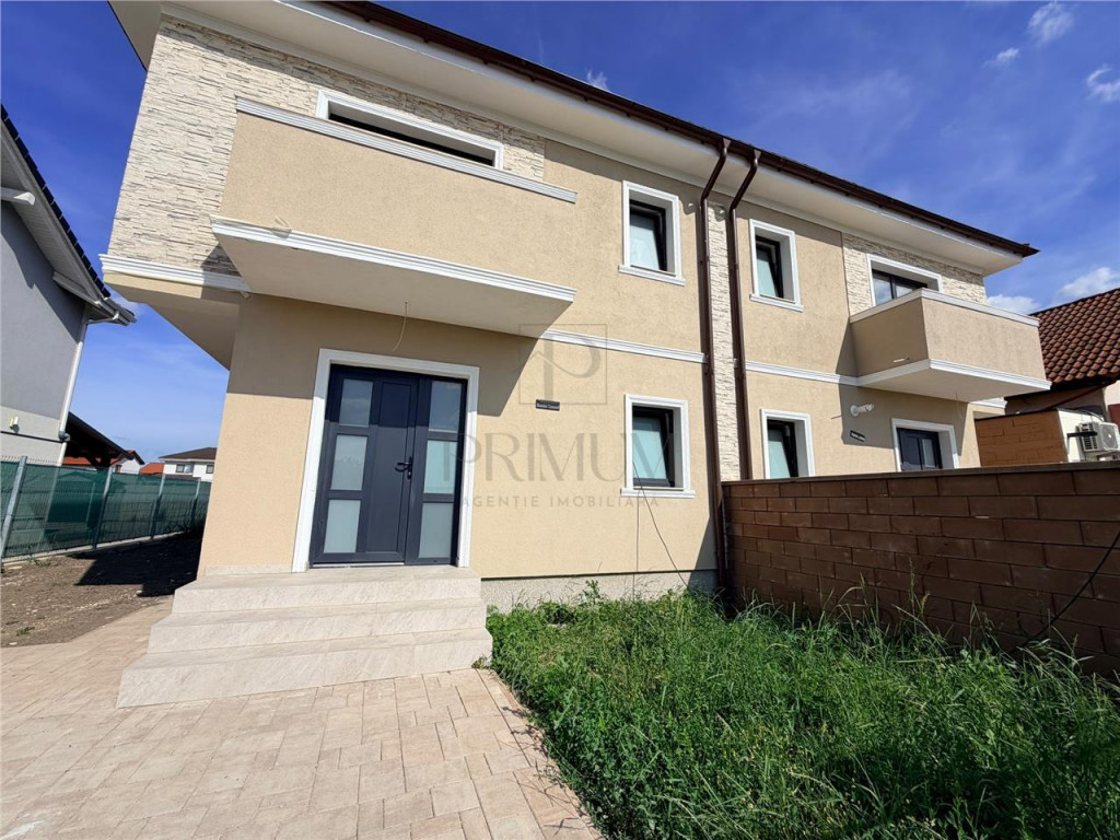 Duplex 3 dormitoare - 3 bai - bucatarie inchisa - Urseni
