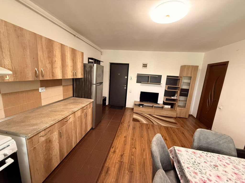 Apartament 2 camere semidecomandat zona Catanelor