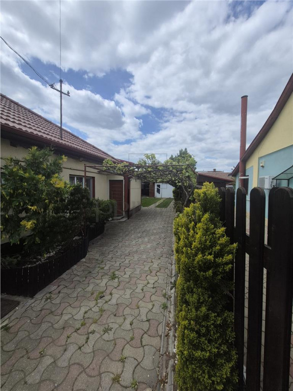 CASA INDIVIDUALA IN TIMISOARA - ZONA EXCELENTA - GATA DE MU
