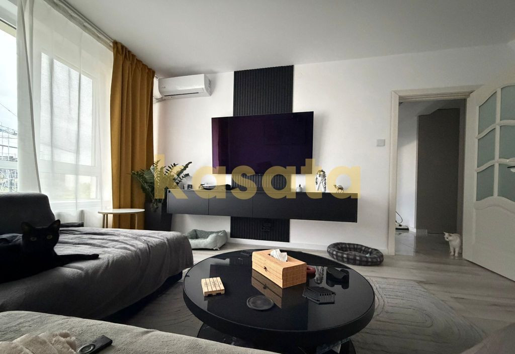 2 camere vanzare, luminos, posibilitate parcare