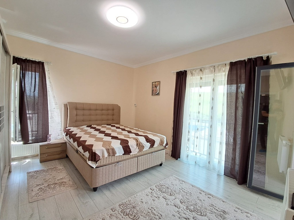 Apartament 2 dormitoare,et.1,parcare Apahida