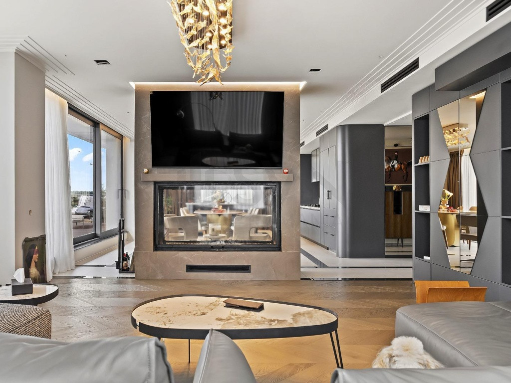 Penthouse 5 camere lux cu 3 parcari Pipera
