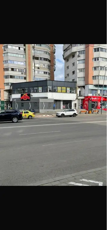 De închiriat spațiul comercial central