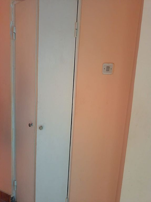 De vanzare apartament cu 2 camere, et. 2, Micro 13, 53.00...