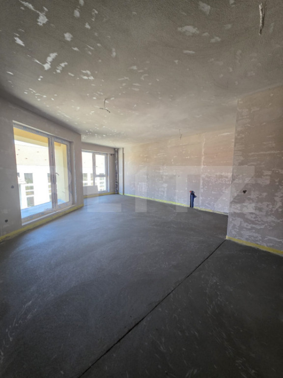 APARTAMENT DE 4 CAMERE, 98.91 MP, ETAJ INTERMEDIAR, ZONA SEM