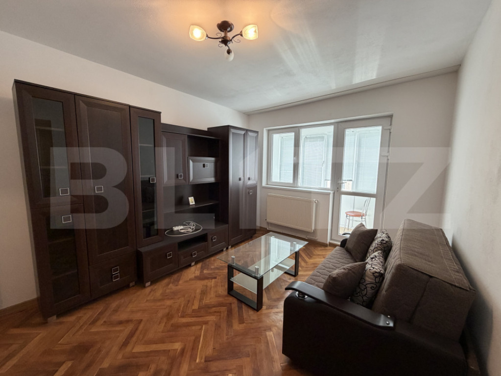 Apartament 3 camere, decomandat, 70 mp, zona Nicolae Balcesc