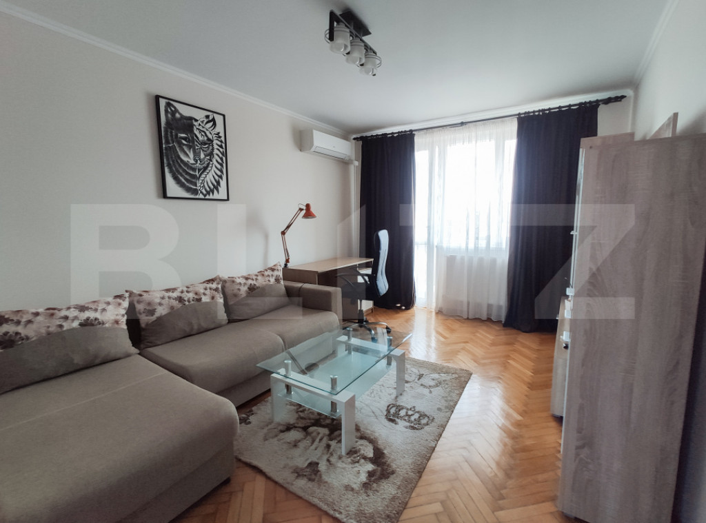Apartament 2 camere, 50 mp, AC, balcon, zona Centrala