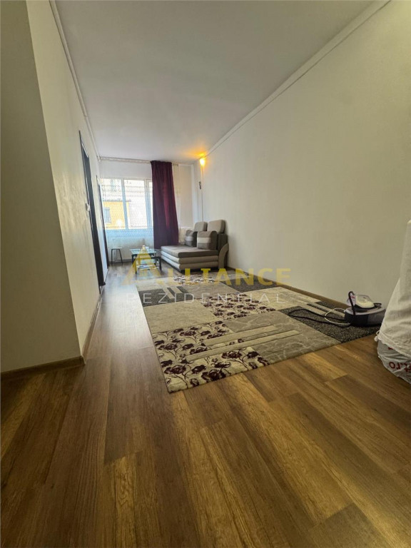 GARSONIERA SOSEAUA LEORDENI - 45000 EURO