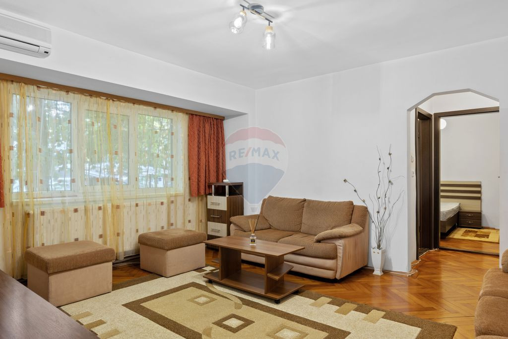 Apartament cu 2 camere de închiriat - Podgoria