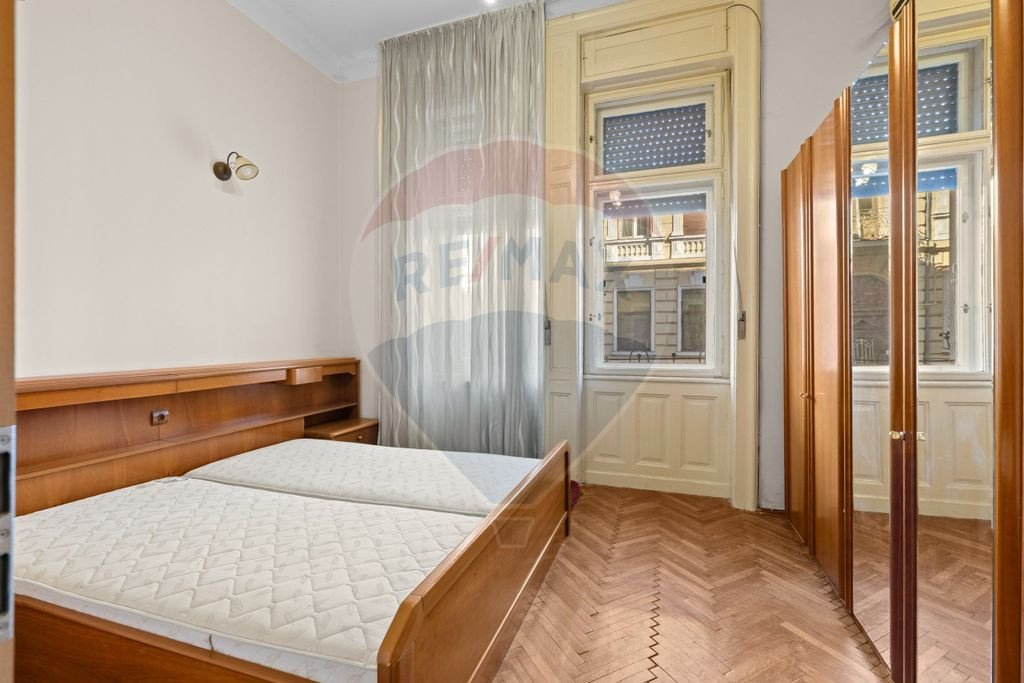 Apartament cu 2 camere de vânzare – zona Ultracentrală