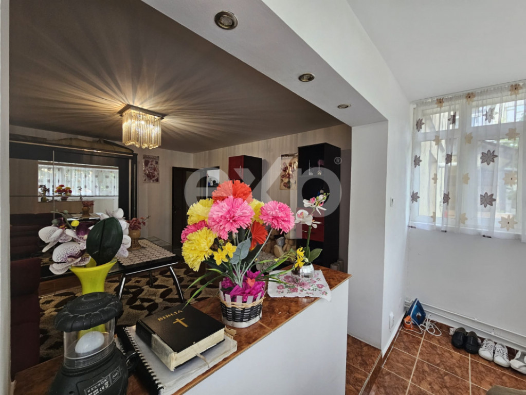 Apartament 2 camere decomandat, 60 mp, zona Micro 2