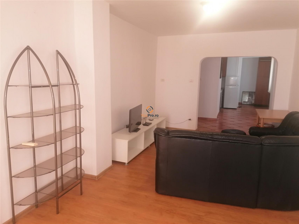Spatios cu 2 Bai Iulius Mall