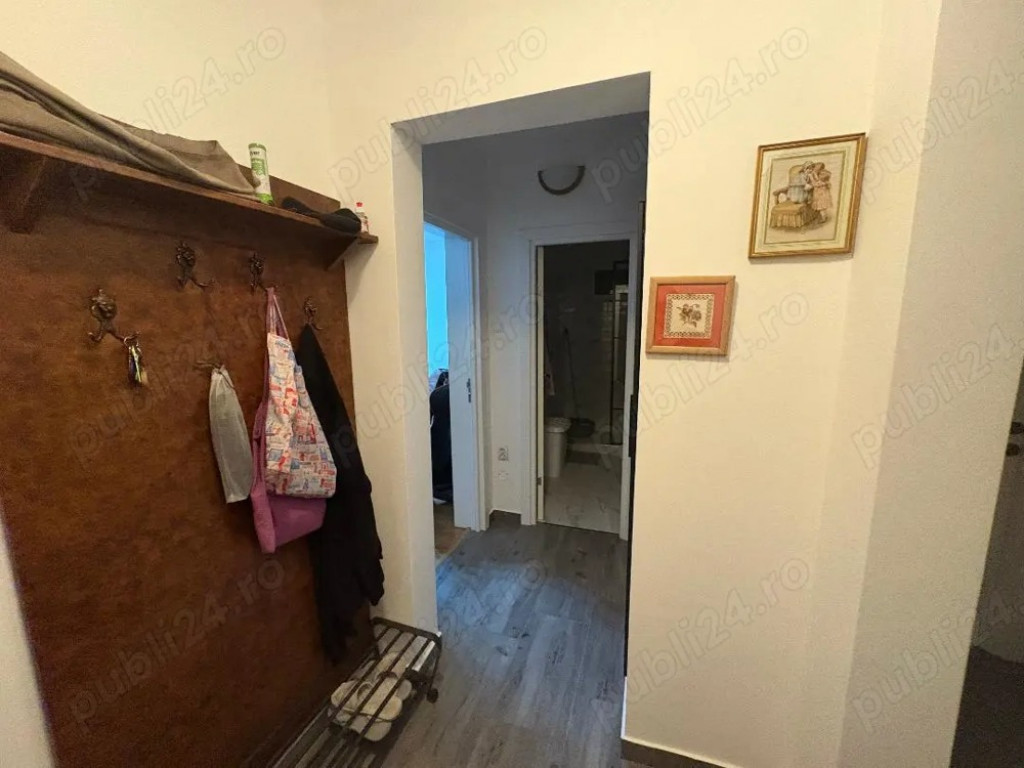 Dristor ramnicu sarat etaj 1