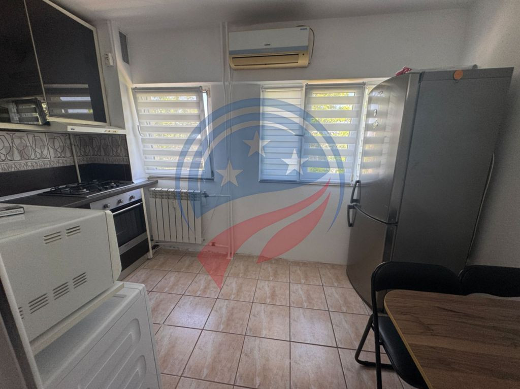 Garsoniera de inchiriat in zona Lapus Intim)