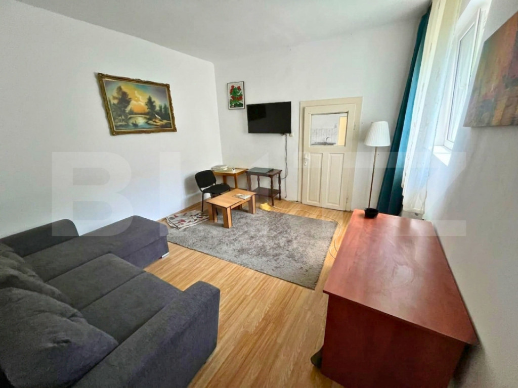 Apartament 2 camere de 70 mp cu curte comună | Centru