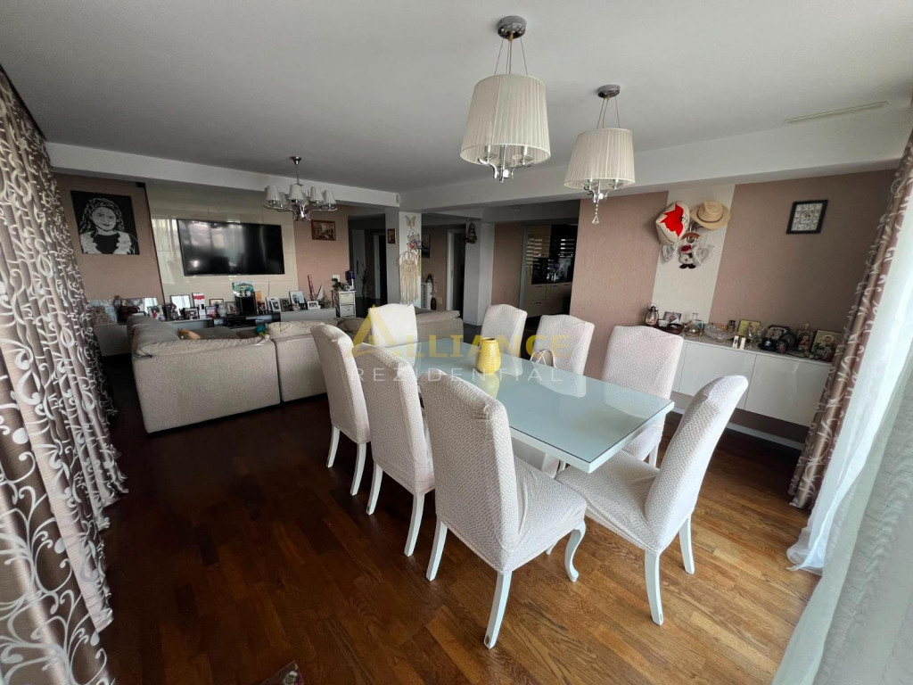 Apartament 4 Camere | Terasa 107 mp | 139 mp Utili | 2 Parca