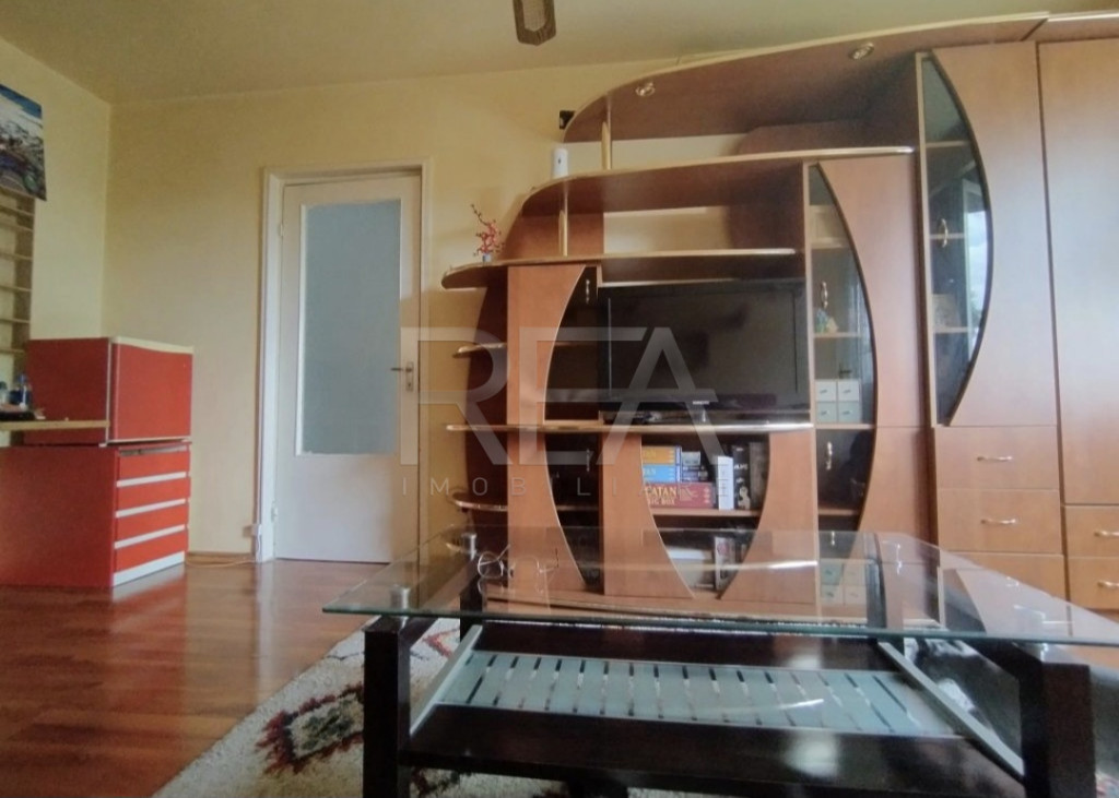 2 camere, renovat, Parcul Moghioroș