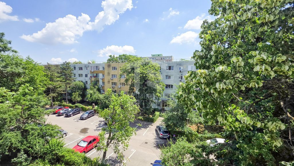 Apartament de 4 camere Militari / Apusului | Etaj 3/4 | B...