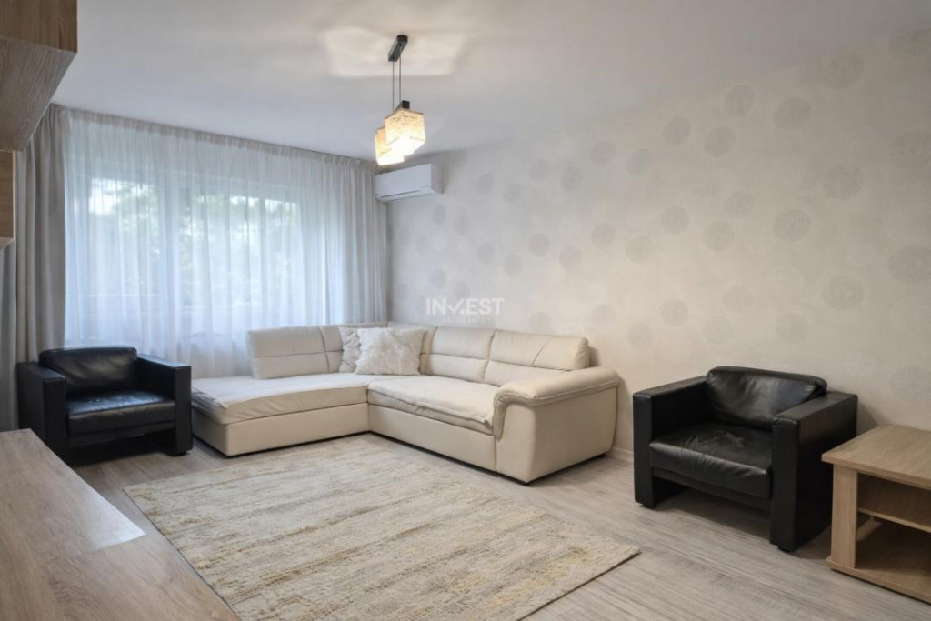 Apartament 3 camere, 64 mp, decomandat, 2 băi, zona Nicolin