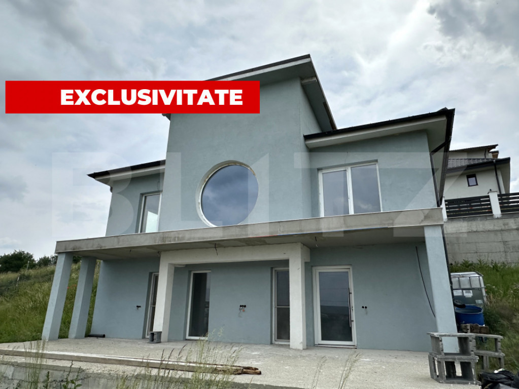 EXCLUSIV: Casă modernă, terasă panoramică, teren 500 mp,