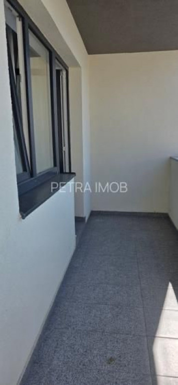 Piata sudului studio emil racovita sun royal