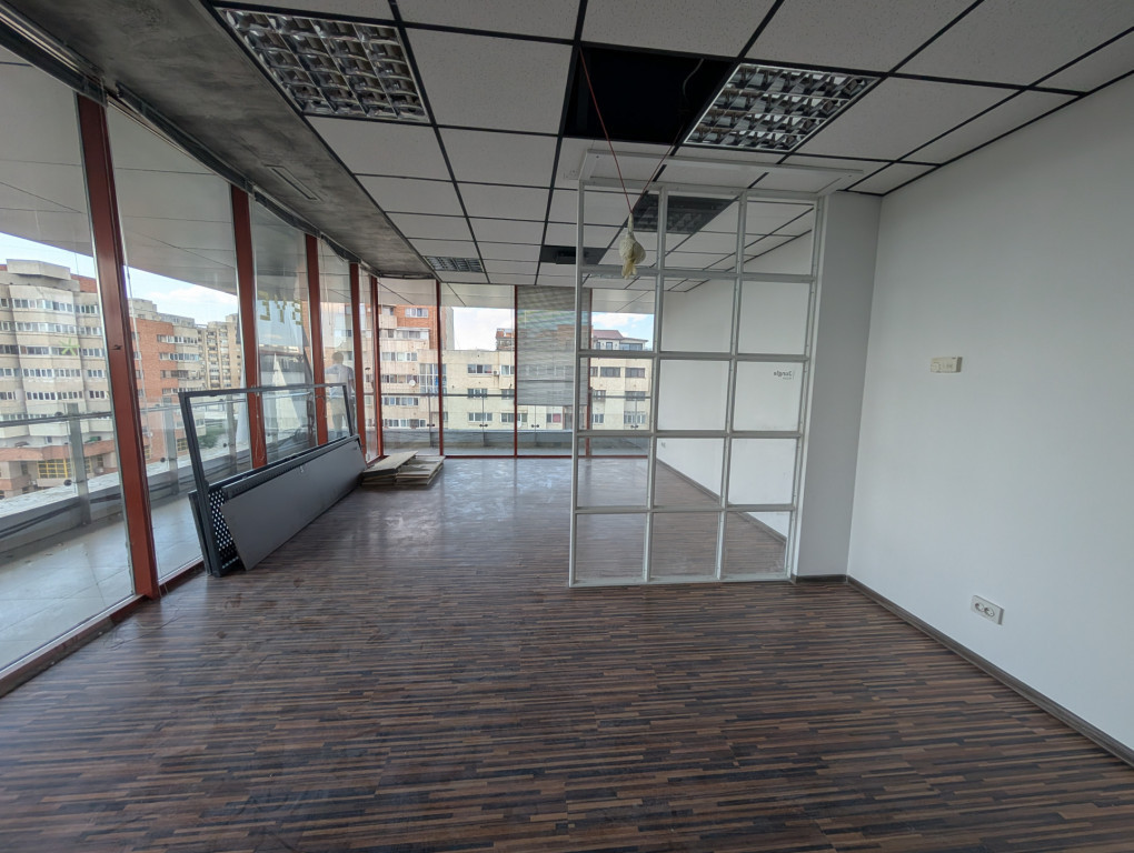Spatiu birou 30 Avenue Bacau