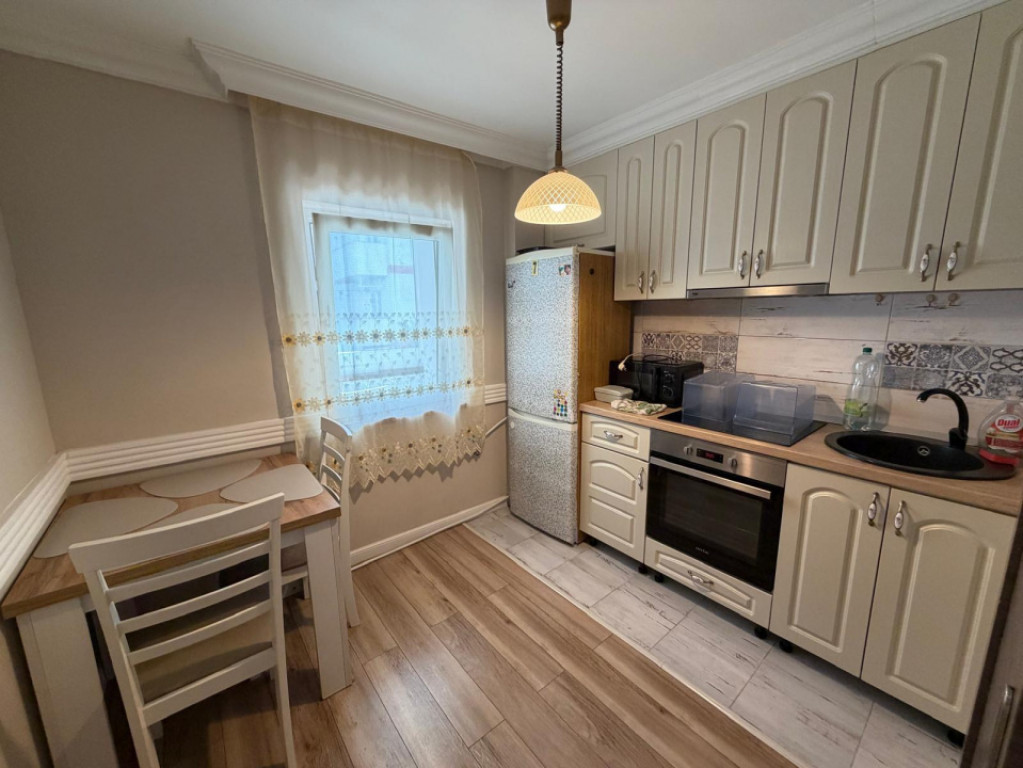 Apartament 2 camere, 50 mp, etaj 1, Radauti