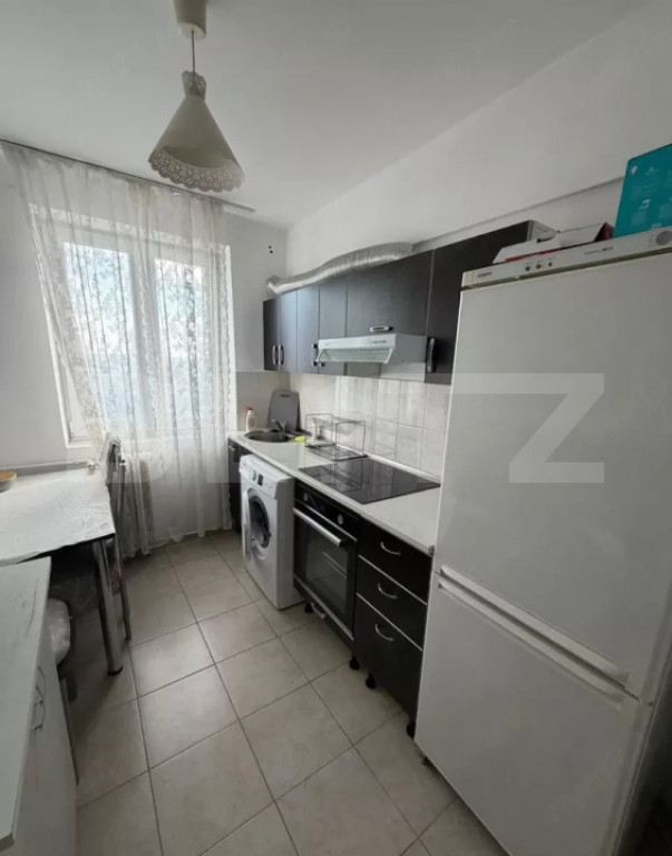 Apartament cu 2 camere de închiriat pe strada Piața Buc...