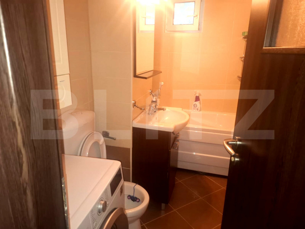 Apartament 3 camere, 77 mp, zona Micro 5