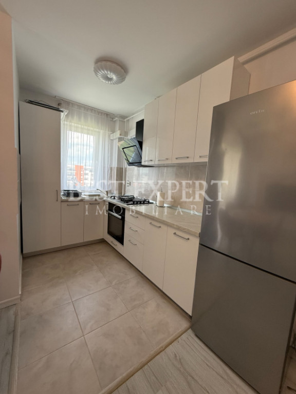 3 Camere de inchiriat cu Parcare inclusa | Disponibilitate i