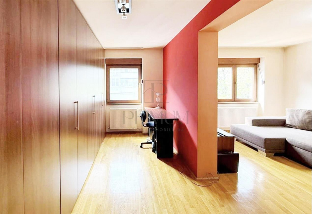 MEDICINA - 4 Camere - Spatios - 2 Bai - Etaj 1 - Garaj in CF