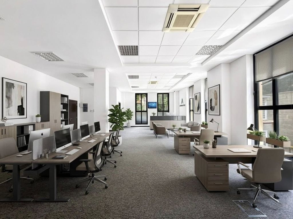 Spatiu Comercial | Open Space | 2 Locuri de Parcare | Com...