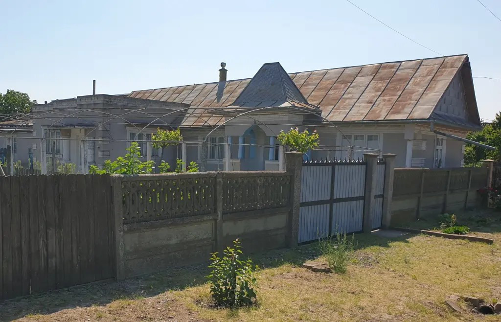 Casa+teren 1853mp Sarichioi, Tulcea