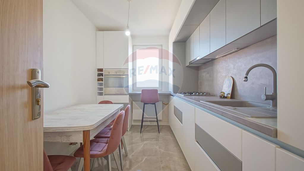 Apartament 3 camere decomandat | Loc de parcare si boxa |...
