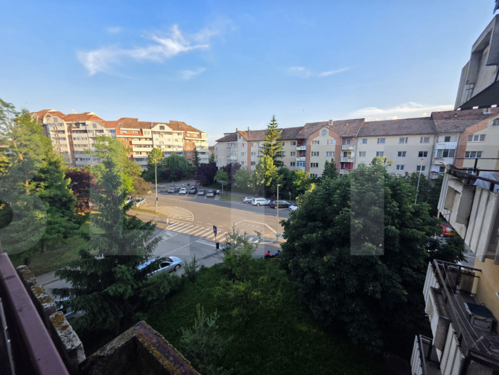Apartament decomandat cu 2 camere intr-o zona apreciata.