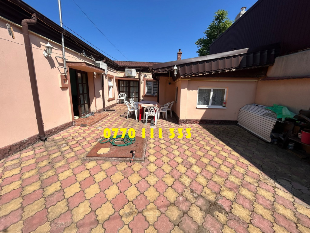 Casa 4 camere Chercea, suprafata construita 100mp boltari.