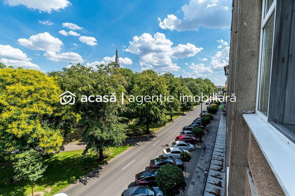 Apartament 2 camere Ultracentral, bvd Revolutiei, Arad - ...