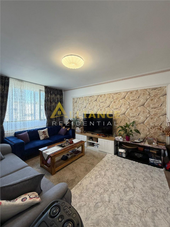 4 camere Trapezului Sector 3