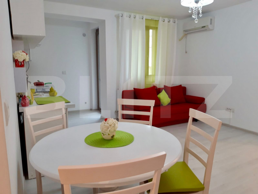 Apartament cu 2 camere, 50 mp, etaj 1, centrala si aer, zona