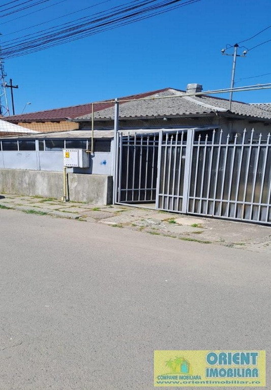 Palas, casa de vanzare, 3 camere