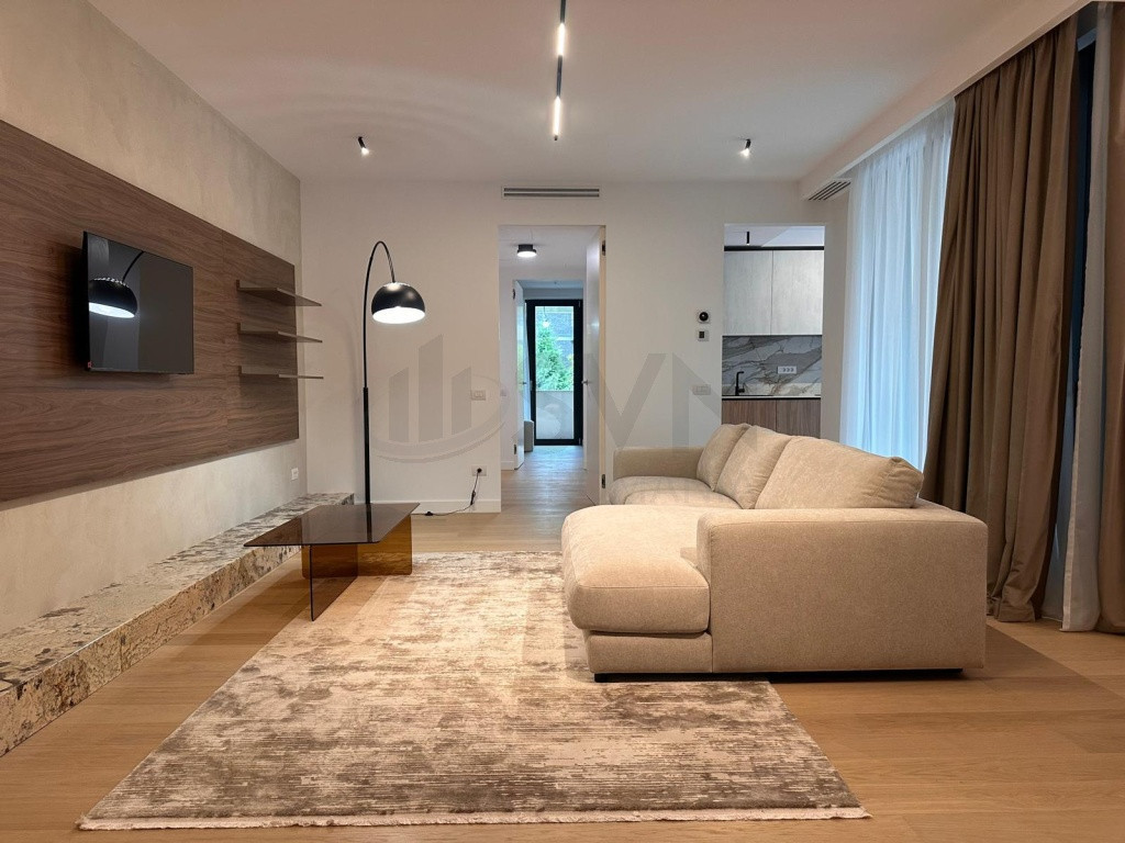 Apartament 4 camere Aviatorilor l Bloc Boutique