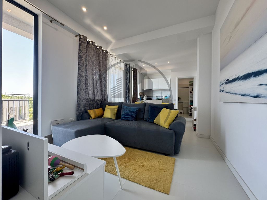 Apartament 2 camere de vânzare Neptun, Constanța