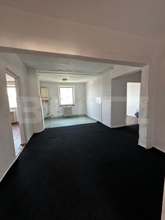 Apartament 4 camere, 2 băi, 2 balcoane – Etaj 3 – Sensu