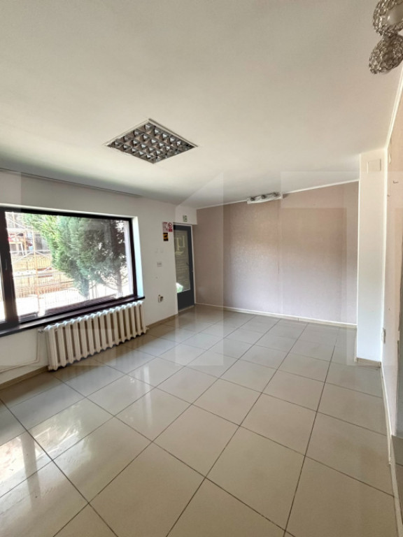 De inchiriat spatiu comercial, in capat la 1 - 37mp