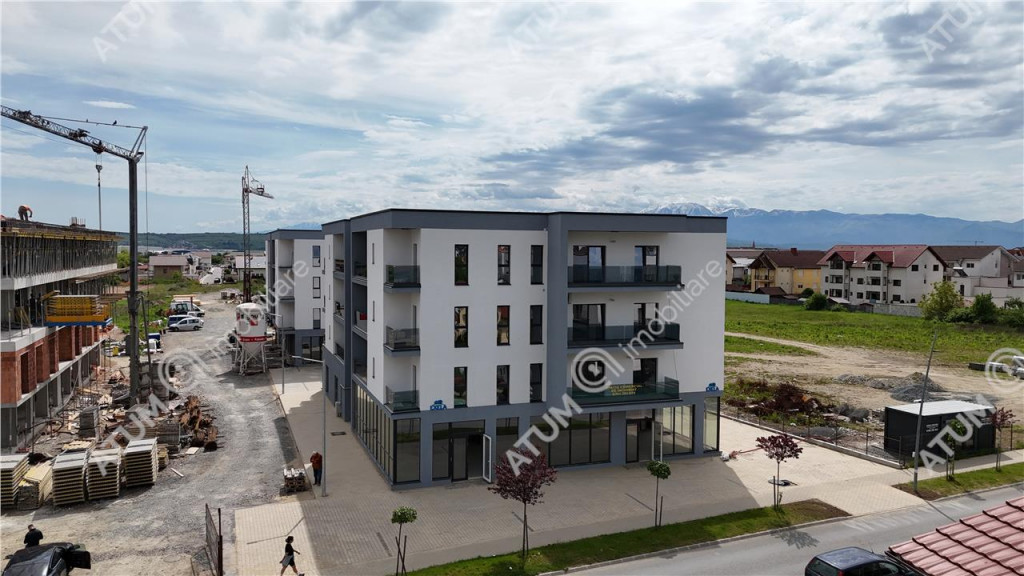 Apartament la cheie cu 3 camere si 2 bai etaj 1 zona Pictor