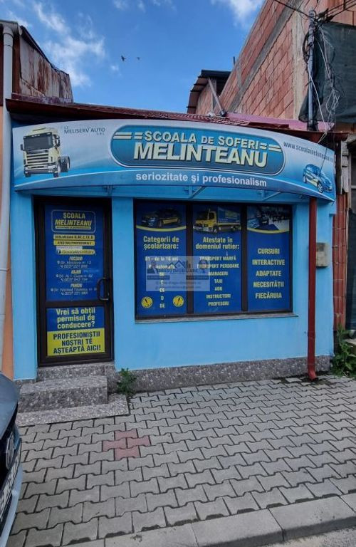 Spatiu comercial Adjud/Vrancea/ Teren de 564 mp