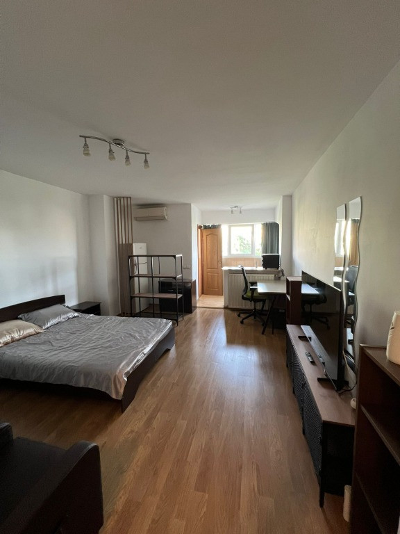 Garsonieră de închiriat Calea Vitan | 33mp, mobilat modern