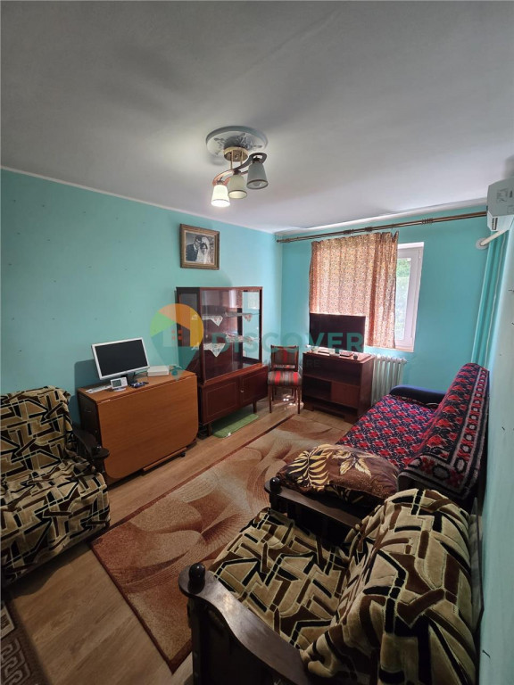 APARTAMENT 2 CAMERE, SEMIDECOMANDAT